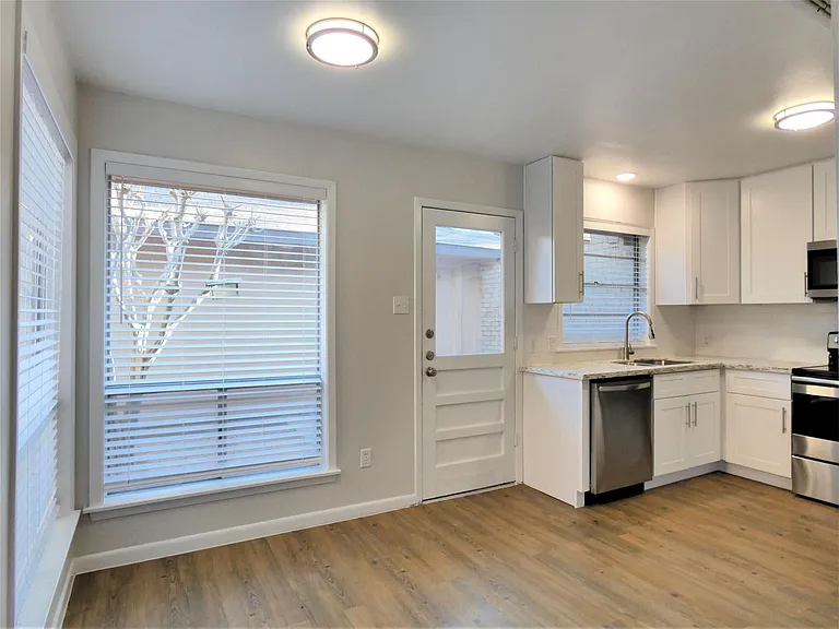 604 Golfview Dr — Photo 9