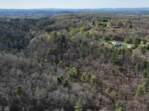 6388 Centennial Rd, Blacksburg, VA 24060