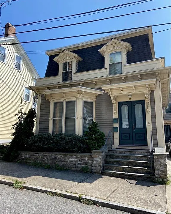 117 Sheldon St #2