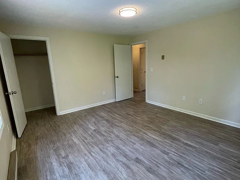395 Wilbraham St #B — Photo 7
