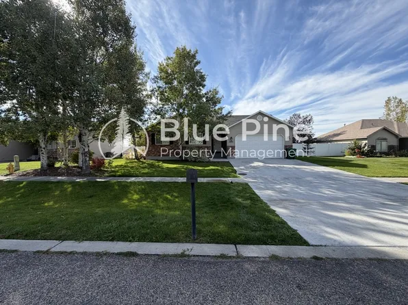 3930 E Vision Dr, Idaho Falls, ID 83401