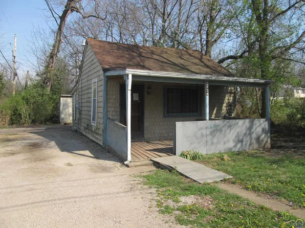 2124 SE Indiana Ave, Topeka, KS 66605