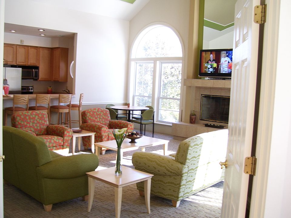 1st image of 537 Sweetcreek Dr APT E