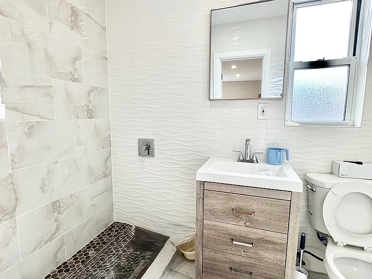 120-19 226th St #1R — Photo 10