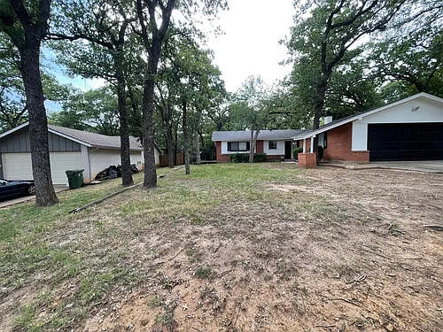 2823 Norwood Ln Photo 1
