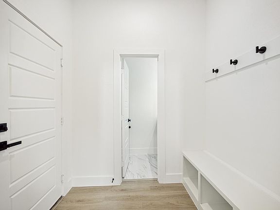 4th image of 3430 Mount Pleasant St #B