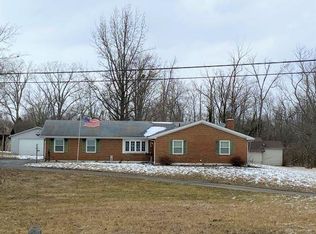 10963 Mile Rd, New Lebanon, OH 45345