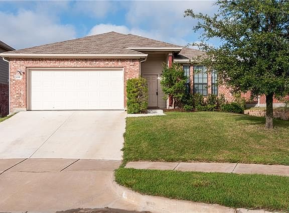 2nd image of 4240 Enchanted Rock Ln