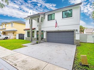 19222 NW 89th Ave, Hialeah, FL 33018