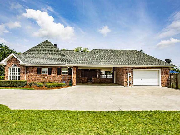 5th image of 154 Evangeline Dr
