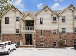 2212 Canyonlands Dr APT A, Maryland Heights, MO 63043