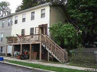 816 2nd St, Rensselaer, NY 12144