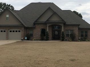 5604 Shore Dr, Hensley, AR 72065