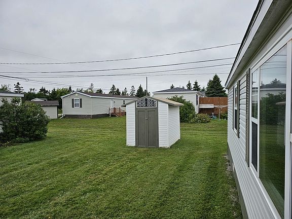 4th image of 18 Jordan Ave