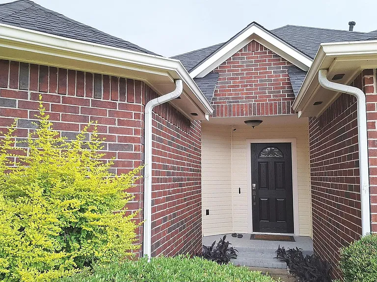 11066 Landsbury Ct — Photo 6
