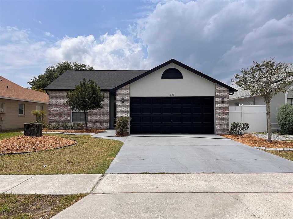 1st image of 820 Country Crossing Ct