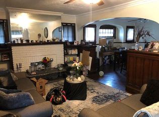 305 E 151st St, Cleveland, OH