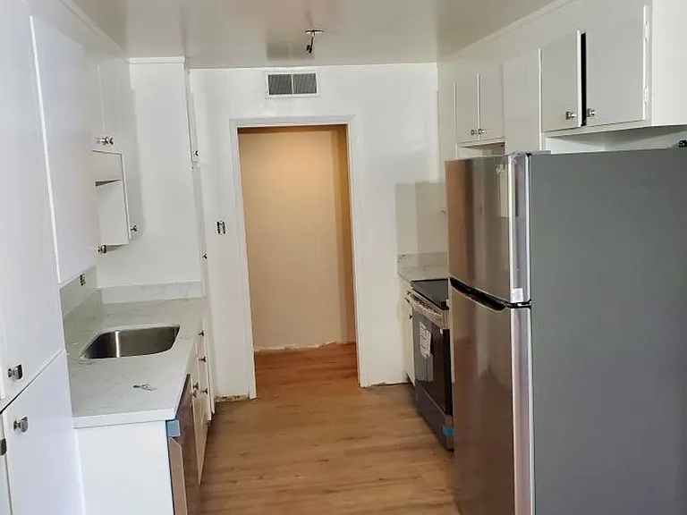 21 Willow Rd #18 — Photo 7