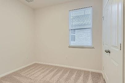 5th image of 709 Iron Bridge Rd