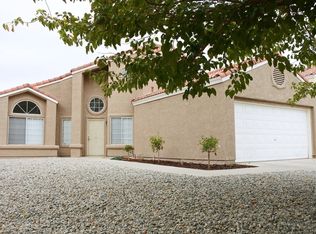 44657 Oak Grove St, Lancaster, CA 93535
