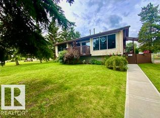 112 Centennial Dr, Wetaskiwin, AB T9A 2J5