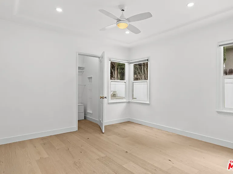 3956 Alcove Ave — Photo 17