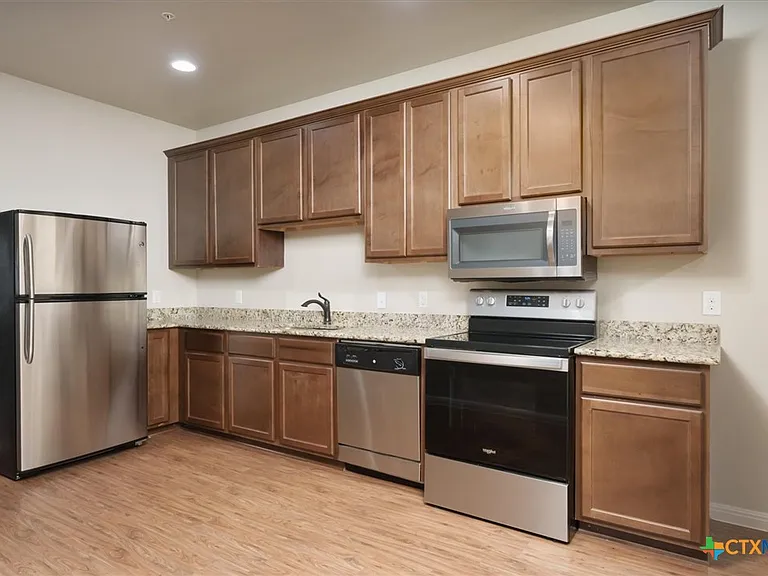 165 S Guadalupe St #212 — Photo 2