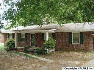 1504 Barkley Bridge Rd, Hartselle, AL 35640