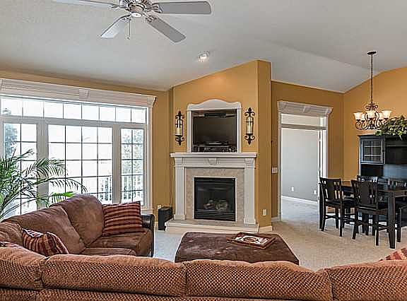 3rd image of 12203 Sunflower Dr