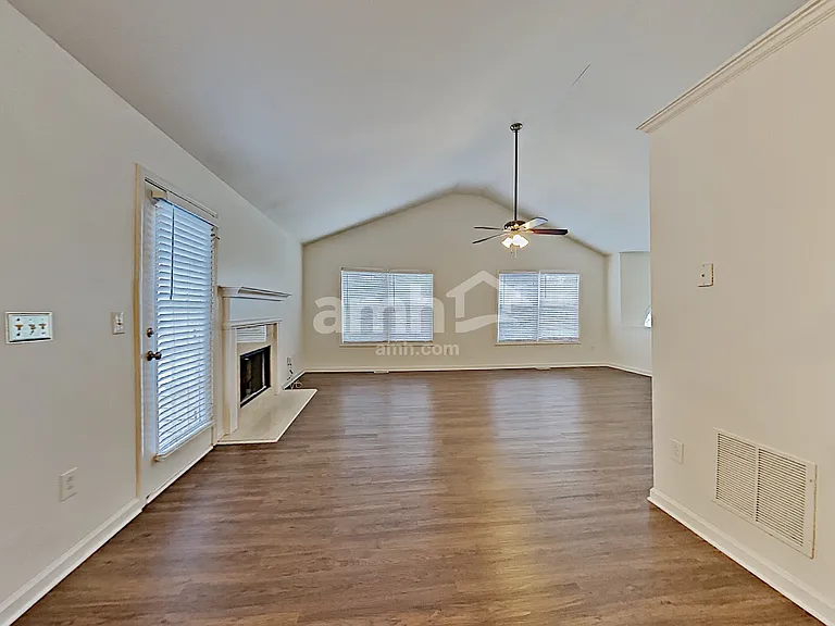 5950 Hickory Springs Dr — Photo 4