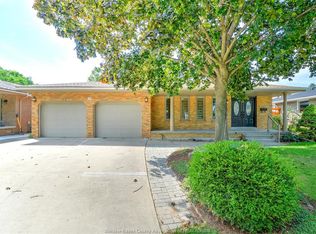 259 Woodridge Dr, Tecumseh, ON N8N 3A3