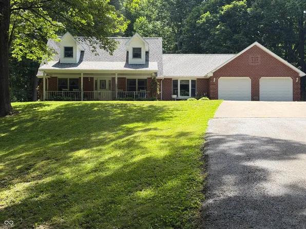 2636 Country Club Rd, Spencer, IN 47460