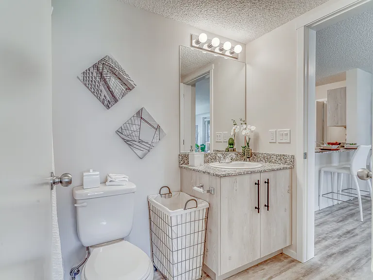 25 Clydesdale Ave — Photo 44