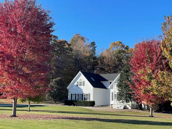 1895 Zeb Warren Rd, Cookeville, TN 38506