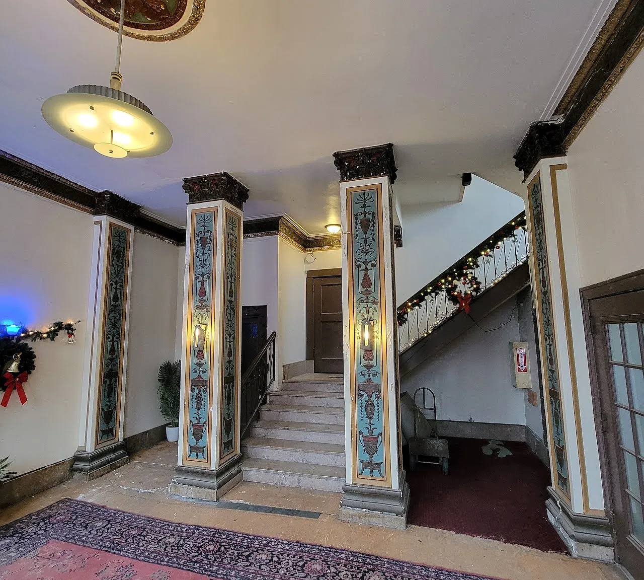 9 Woodland Apartments — Photo 4