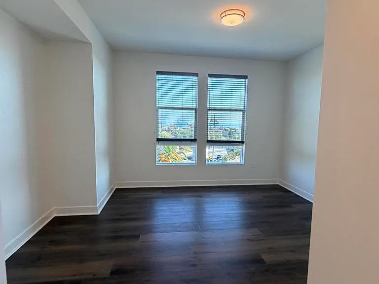 1260 E Thompson Blvd #106 — Photo 13