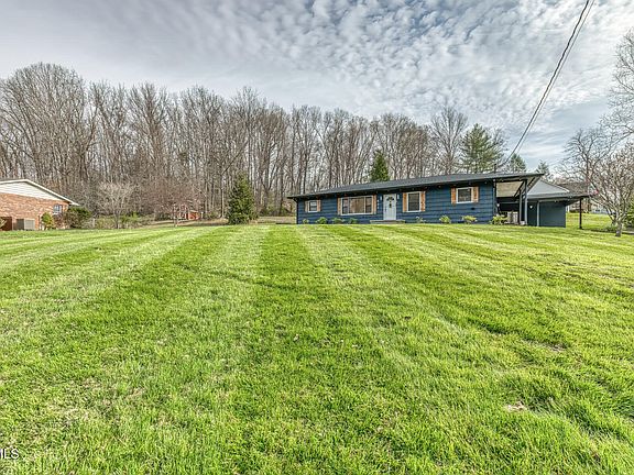 2nd image of 837 Parkway Blvd