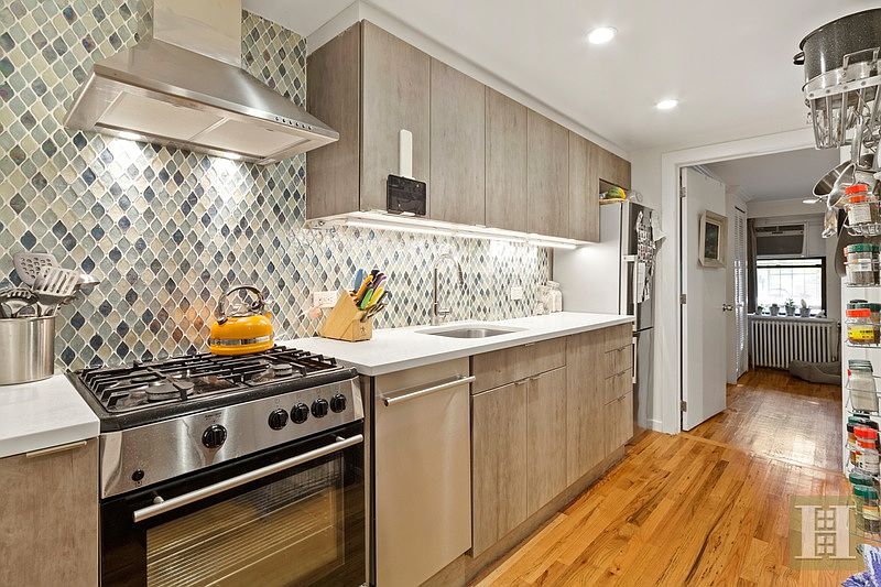 1st image of 50 Wyckoff St #1
