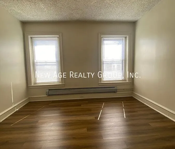 5400 Lansdowne Ave #2 — Photo 8