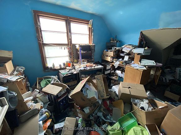 2nd image of 2936 Dorchester Rd