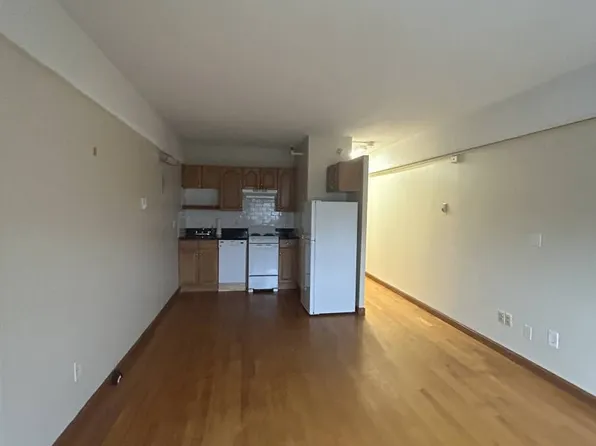 1110 Commonwealth Ave #202, Brookline, MA 02446