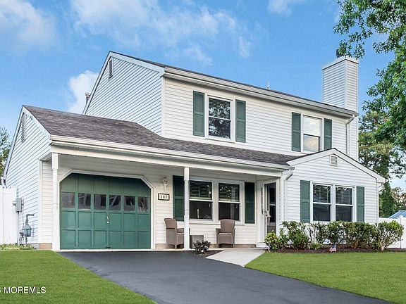 2nd image of 107 Oak Glen Road