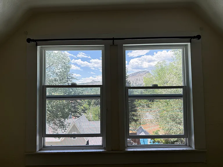 1122 E 5th Ave #5 — Photo 8