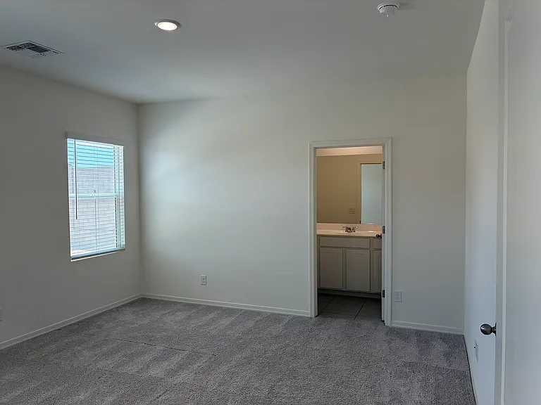 20109 W Palo Verde Dr — Photo 9