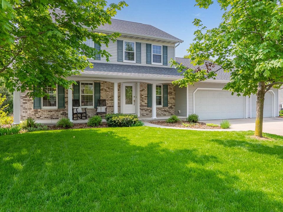 1st image of 2915 Greenleaf Dr