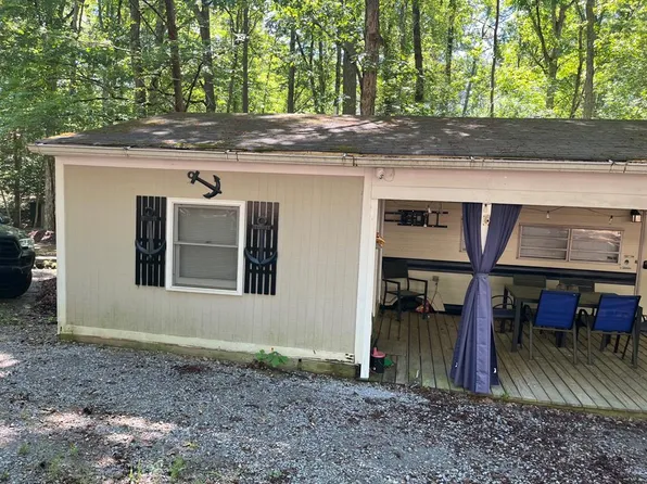 375 Happy Trl, Bracey, VA 23919