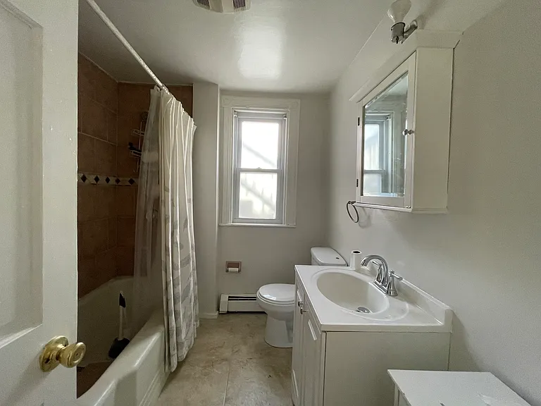 339 Centre St #2 — Photo 7