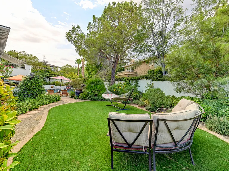 10212 Stone Briar Ct — Photo 8