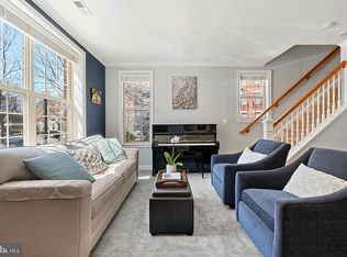 701 Captains Way, Philadelphia, PA 19146