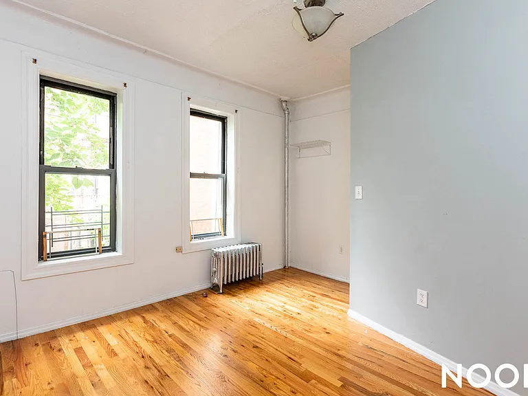 383 S 3rd St #12 — Photo 6